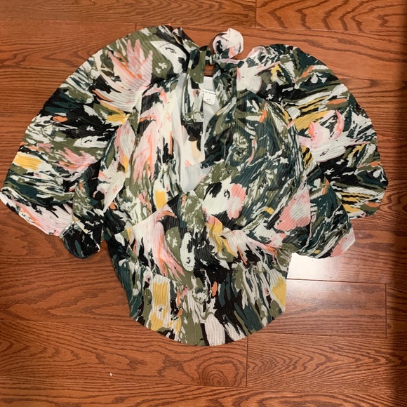 Club Monaco Flowy Blouse - Picture 3 of 3